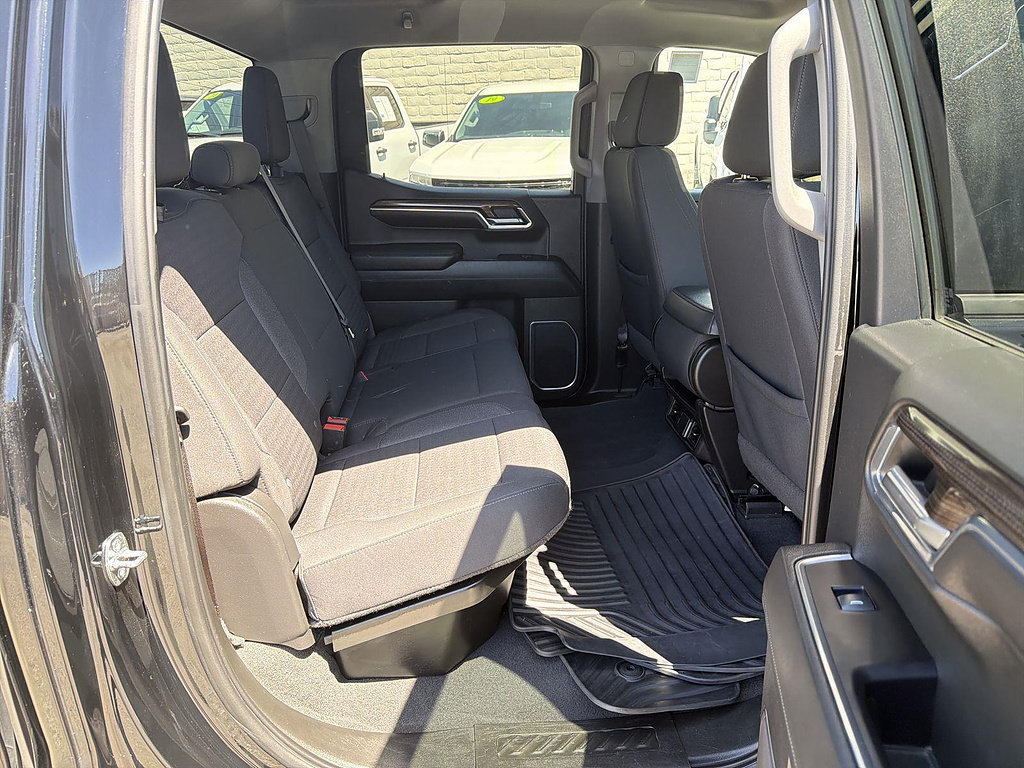Used 2022 Chevrolet Silverado 1500 LT RWD image 26