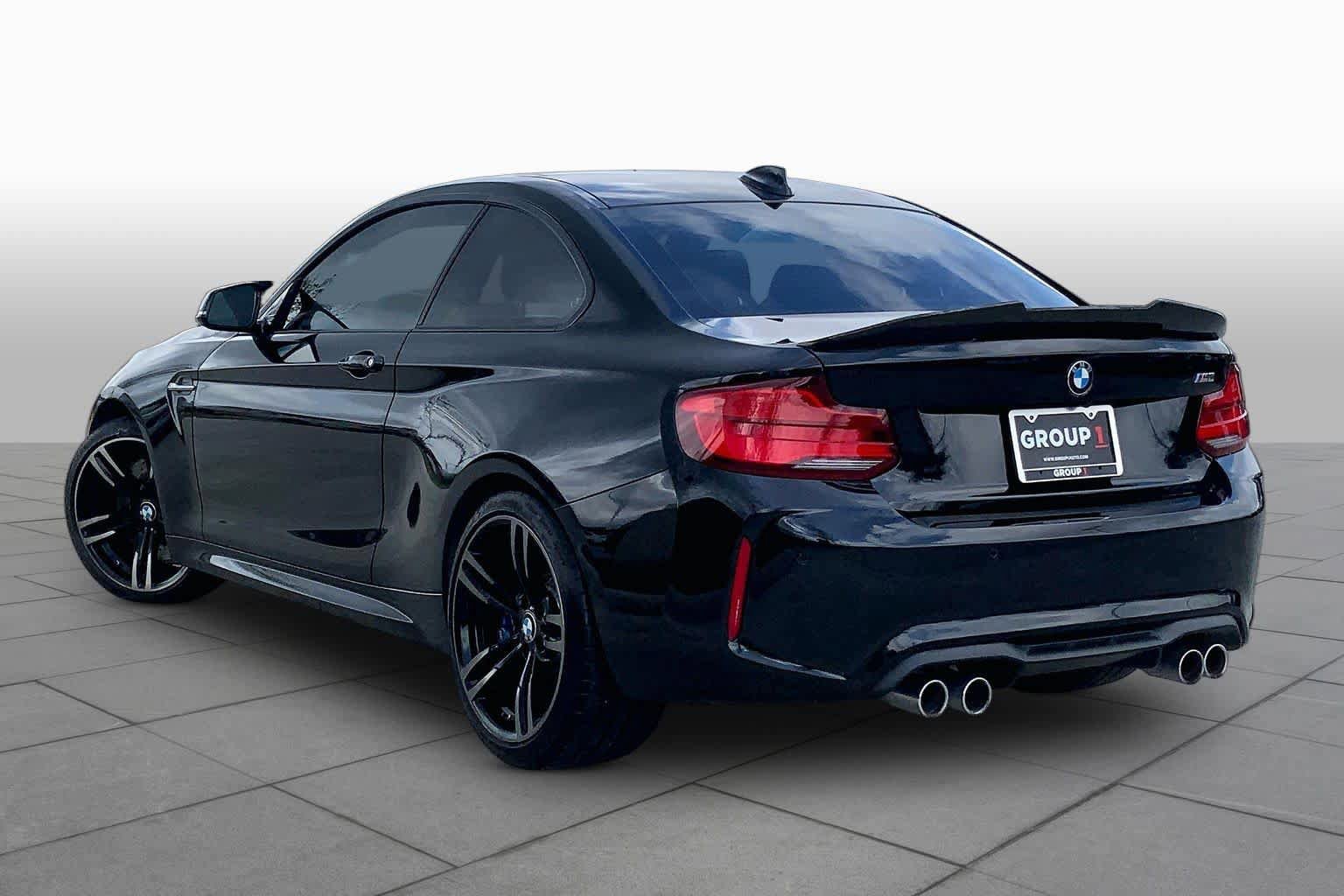 Used 2018 BMW M2 image 10