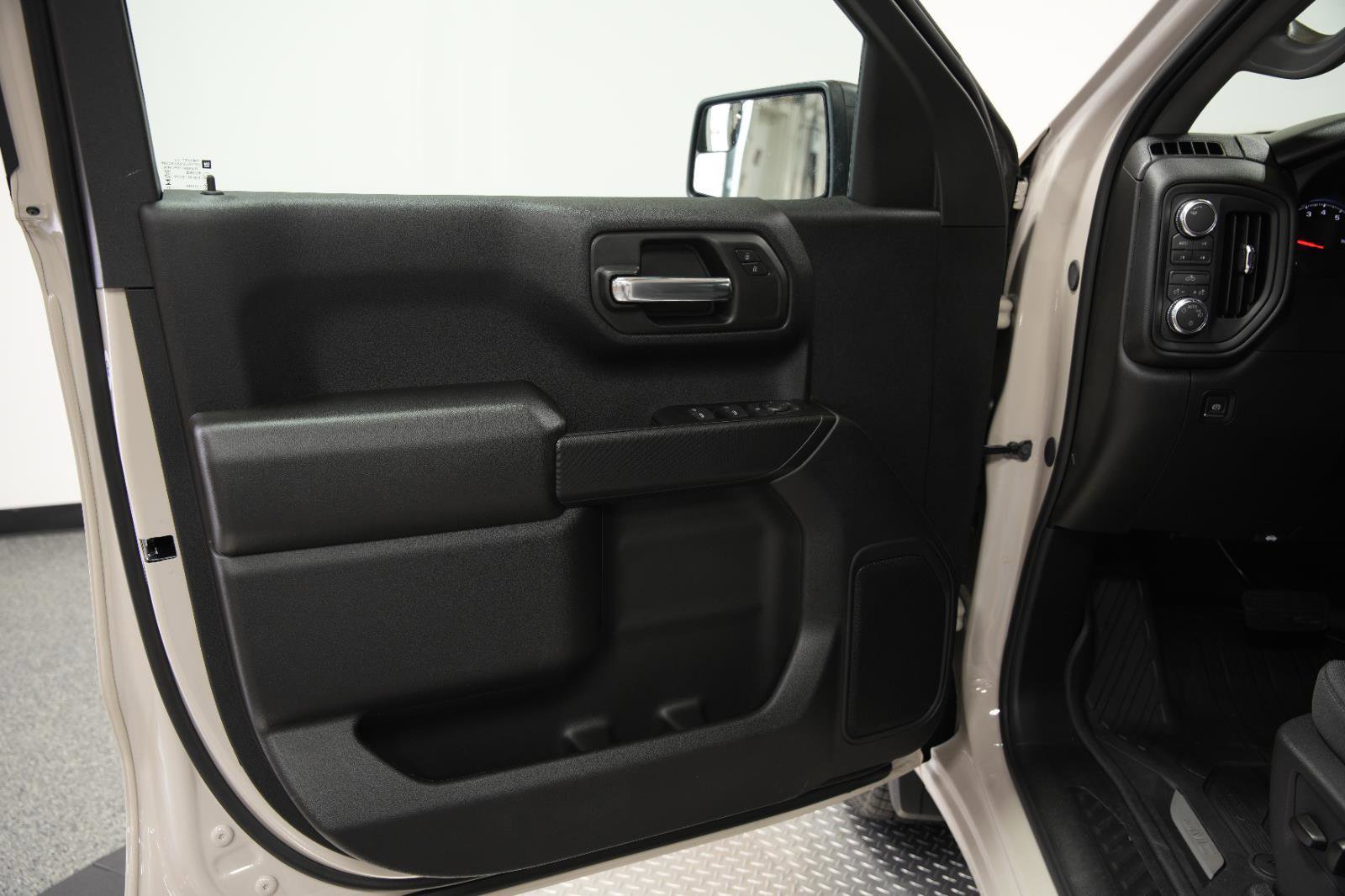 New 2026 GMC Sierra 1500 Pro w/ Graphite Edition image 22