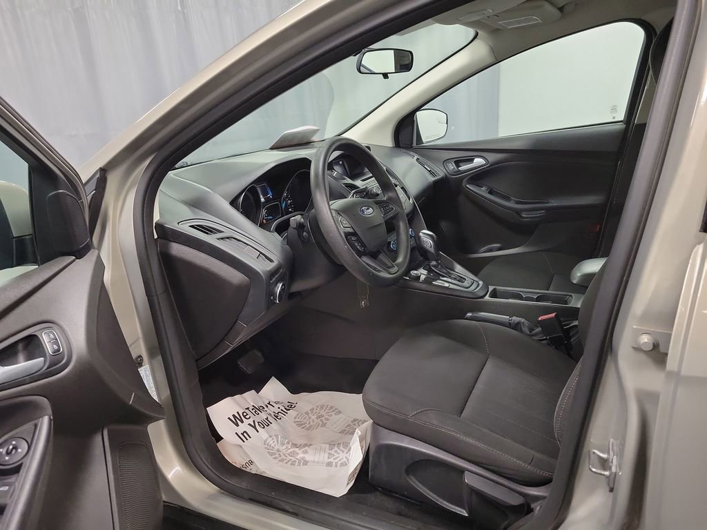Used 2016 Ford Focus SE image 13