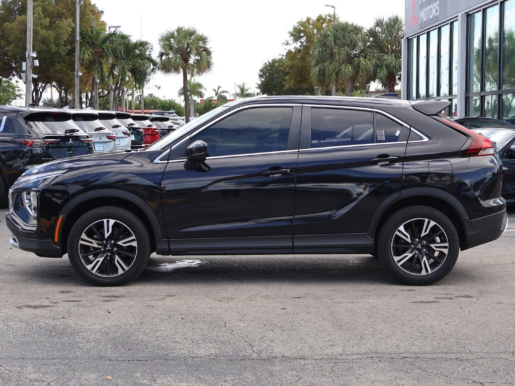 Used 2023 Mitsubishi Eclipse Cross SE image 16