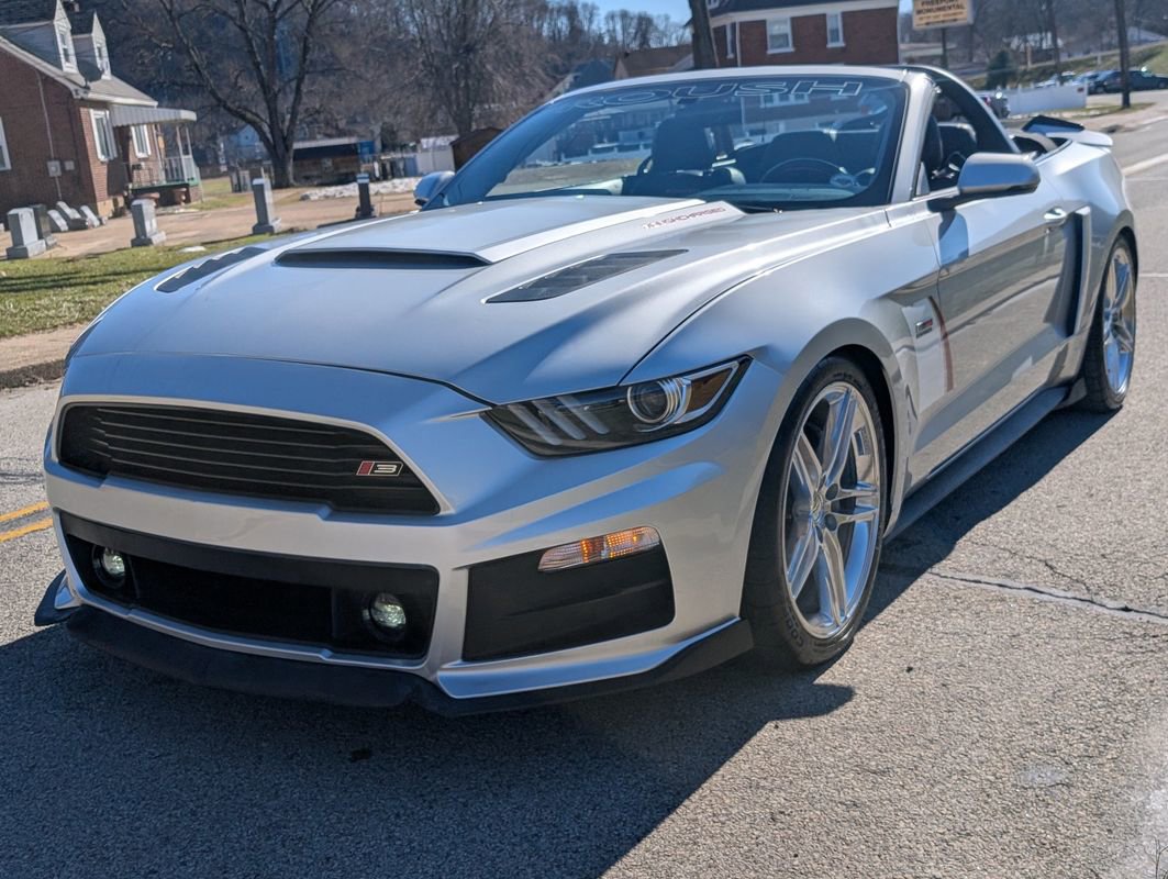 Used 2016 Ford Mustang GT Premium w/ Equipment Group 401A image 16