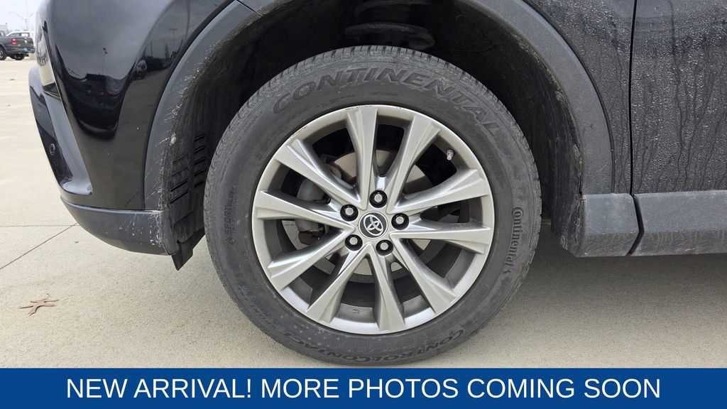 Used 2016 Toyota RAV4 Limited image 10
