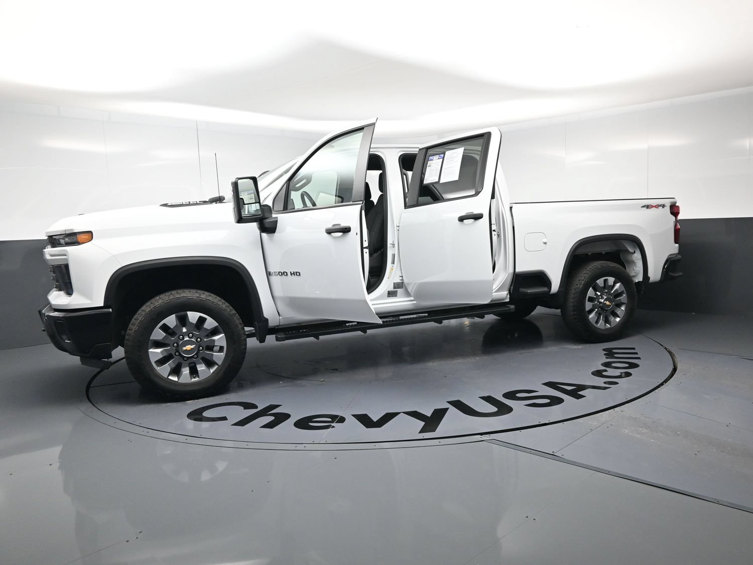 Used 2024 Chevrolet Silverado 2500 Custom w/ Custom Convenience Package AWD/4WD image 22