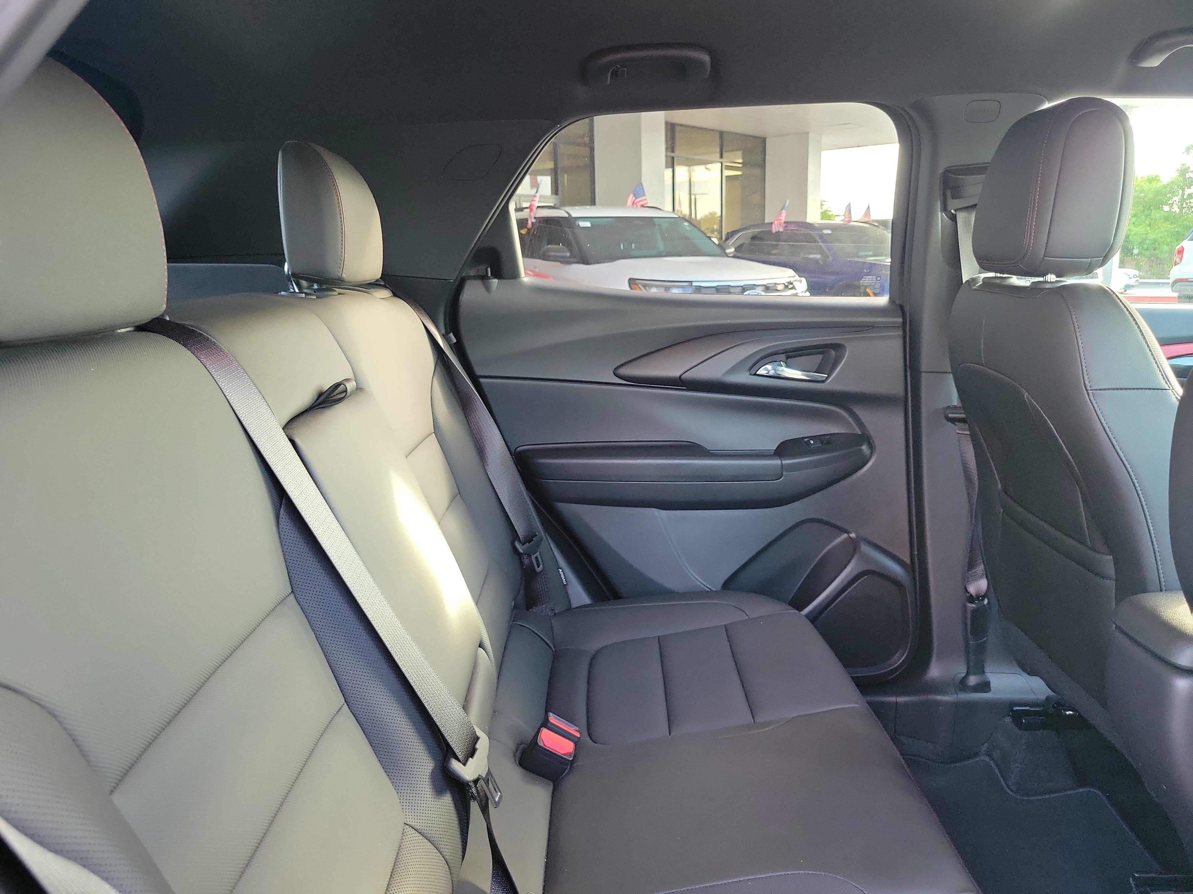Used 2025 Chevrolet TrailBlazer RS FWD image 15
