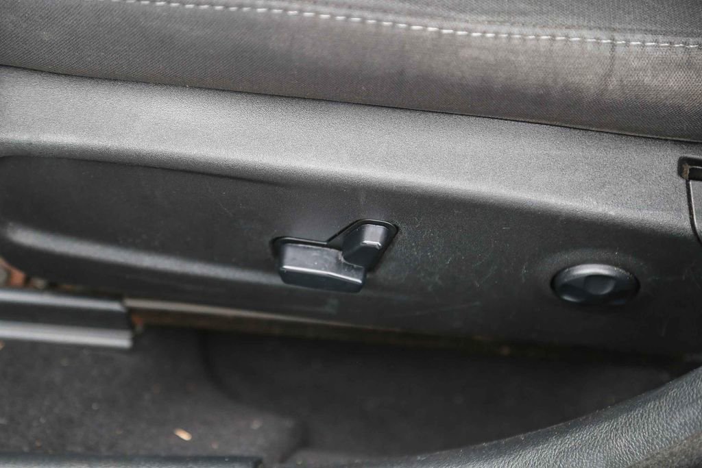 Used 2019 Dodge Charger SXT image 21