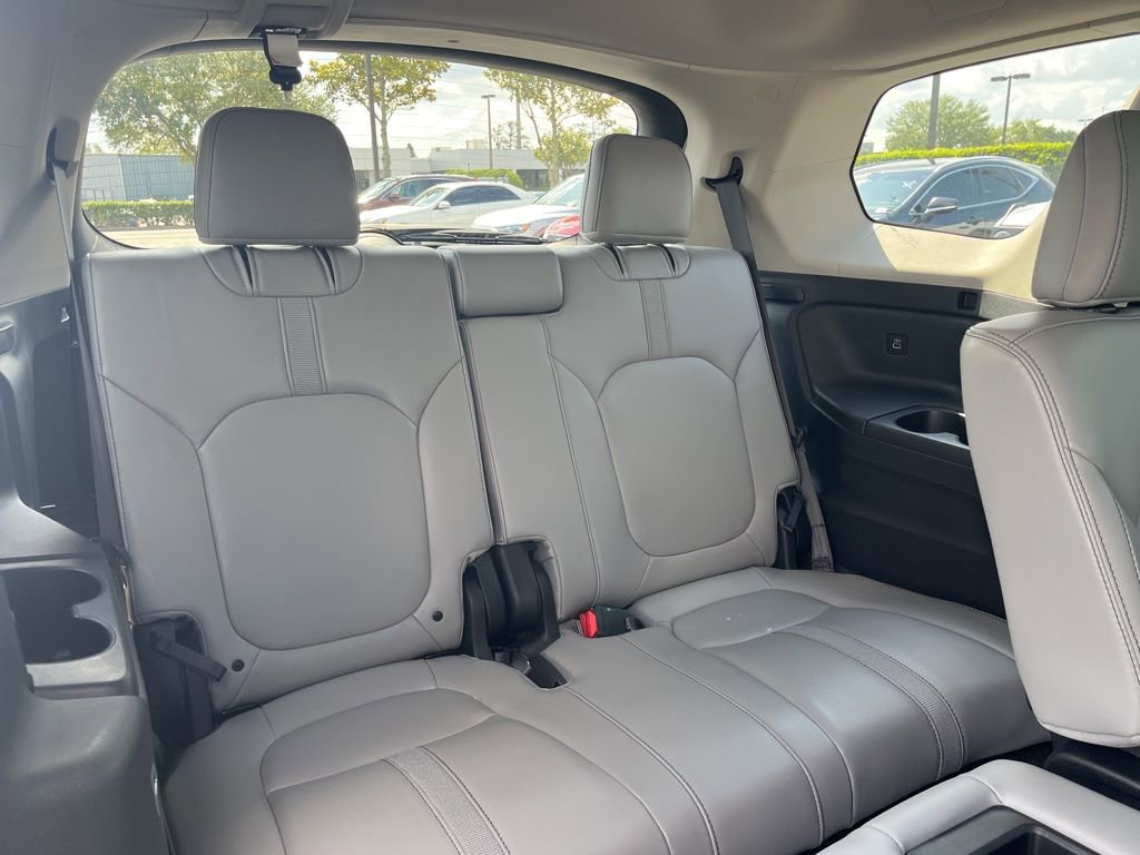 Used 2023 Honda Pilot EX-L image 11