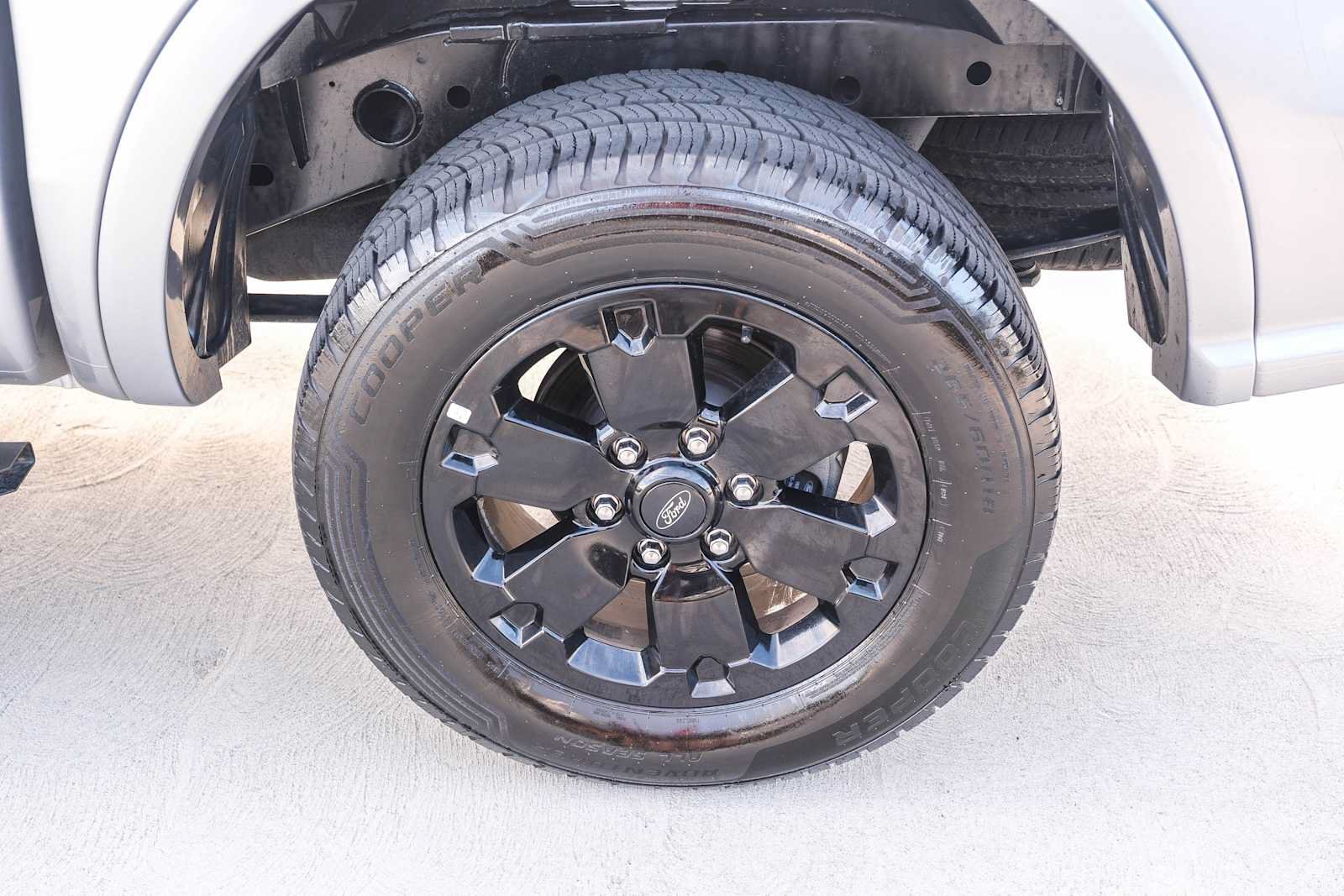 Used 2022 Ford Ranger XLT w/ Equipment Group 301A Mid RWD image 9
