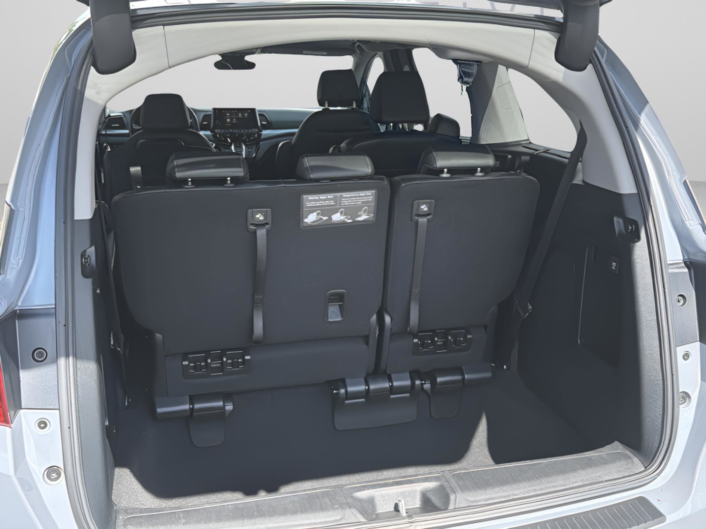 Used 2024 Honda Odyssey Touring image 11