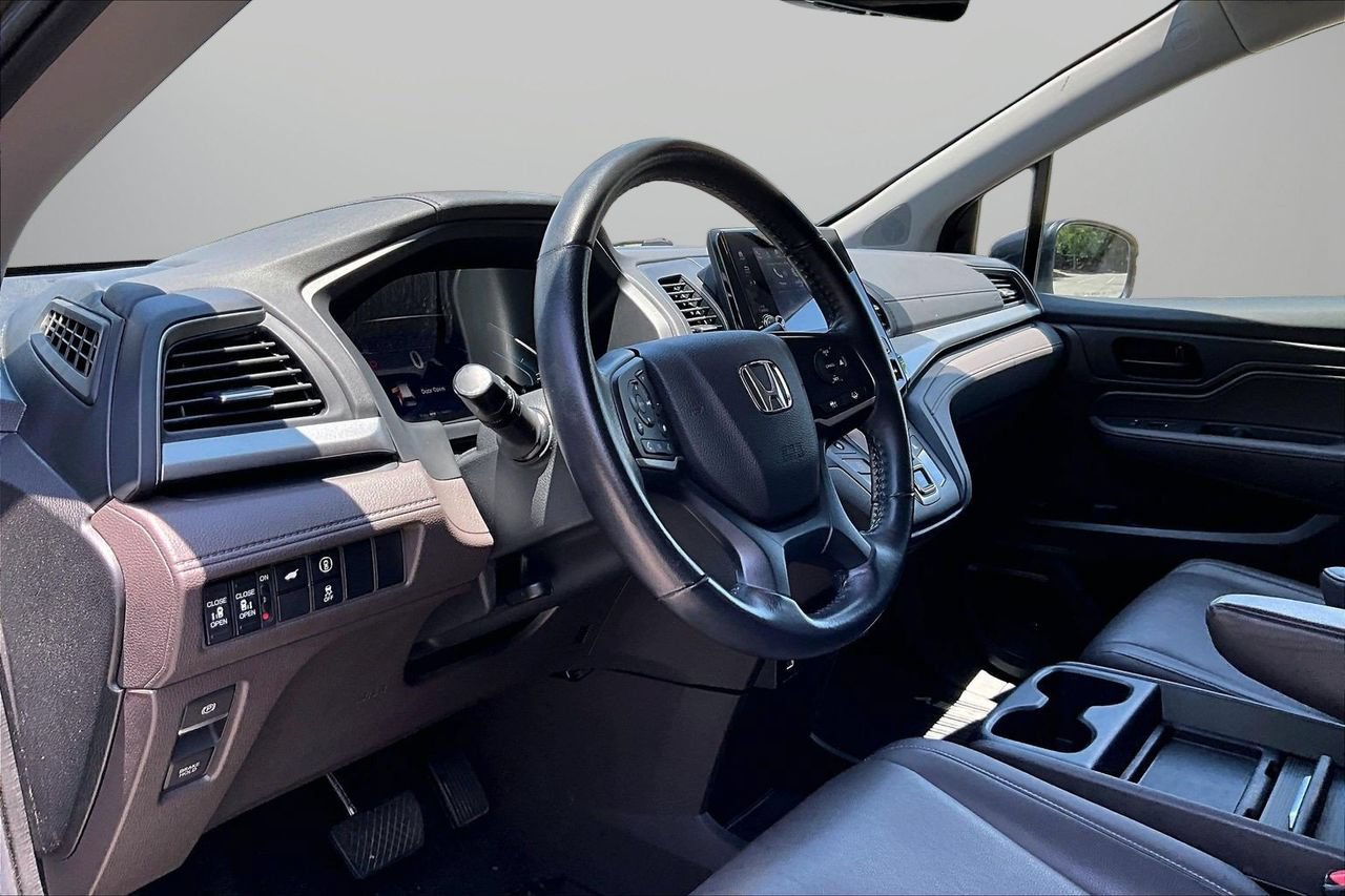 Used 2023 Honda Odyssey EX-L image 19
