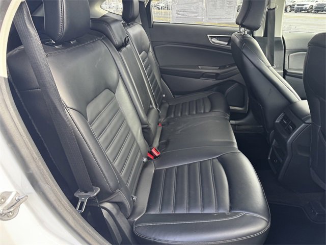 Used 2024 Ford Edge SEL image 17