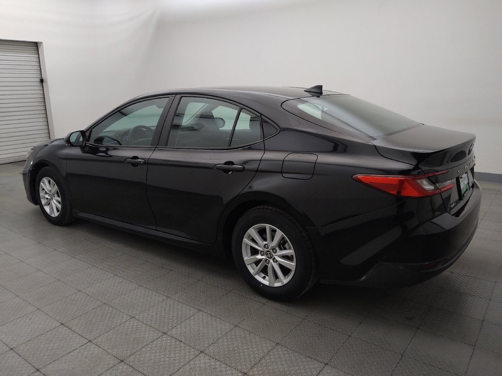 Used 2025 Toyota Camry LE FWD image 3
