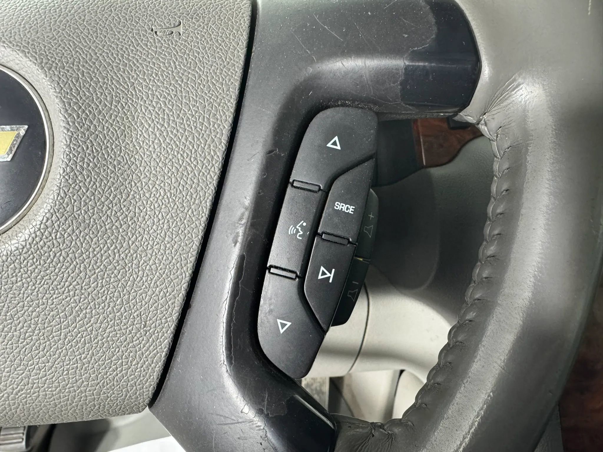 Used 2007 Chevrolet Suburban LTZ w/ LTZ Preferred Equipment Group AWD/4WD image 16