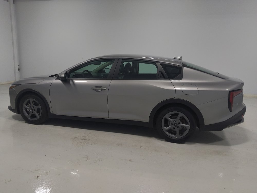 Used 2025 Kia K4 FWD image 3