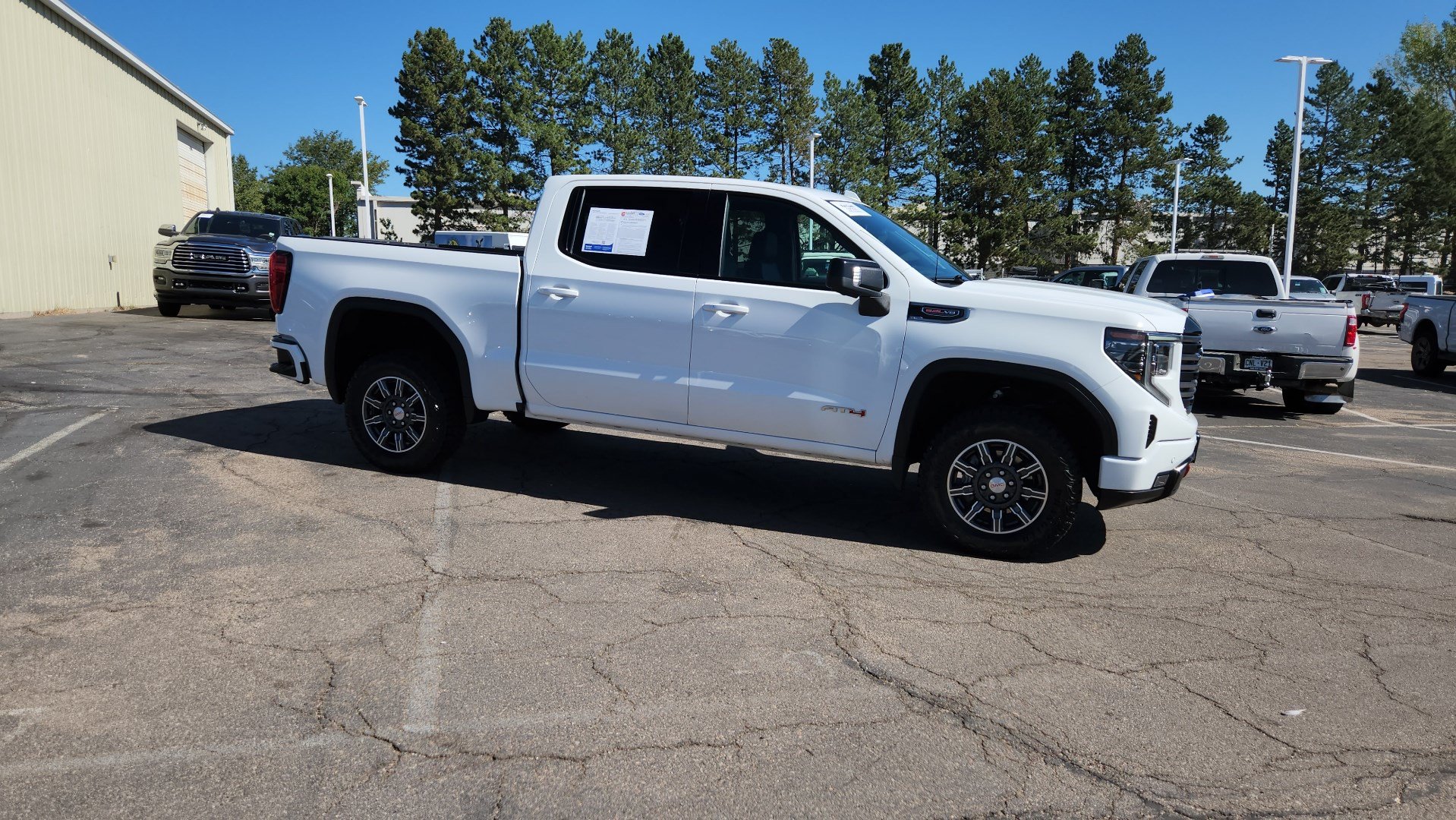 Used 2025 GMC Sierra 1500 AT4 AWD/4WD image 12
