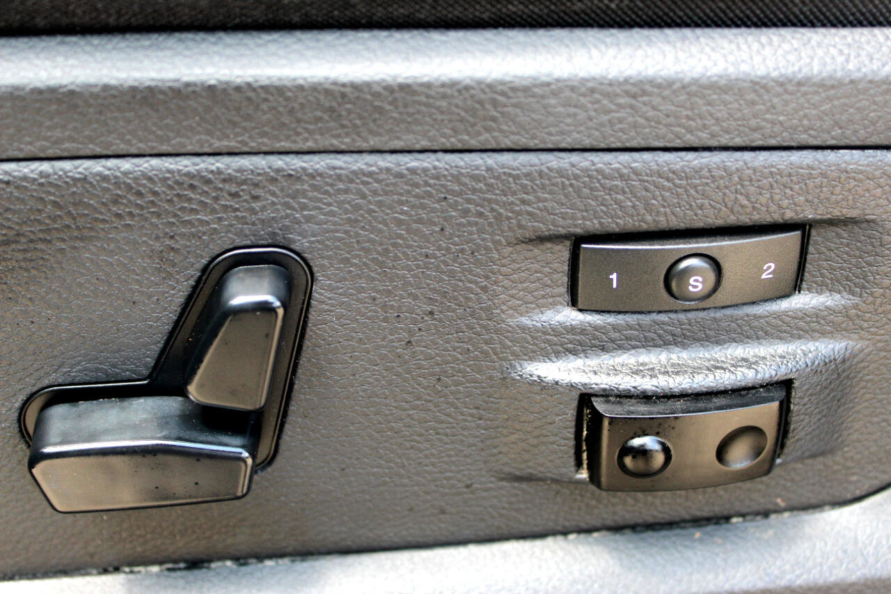 Used 2016 RAM 3500 Laramie image 16