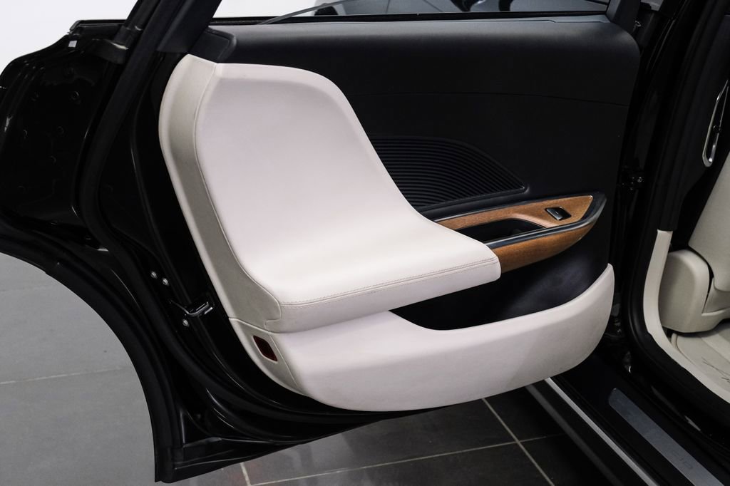 Used 2022 Lucid Air Grand Touring image 48