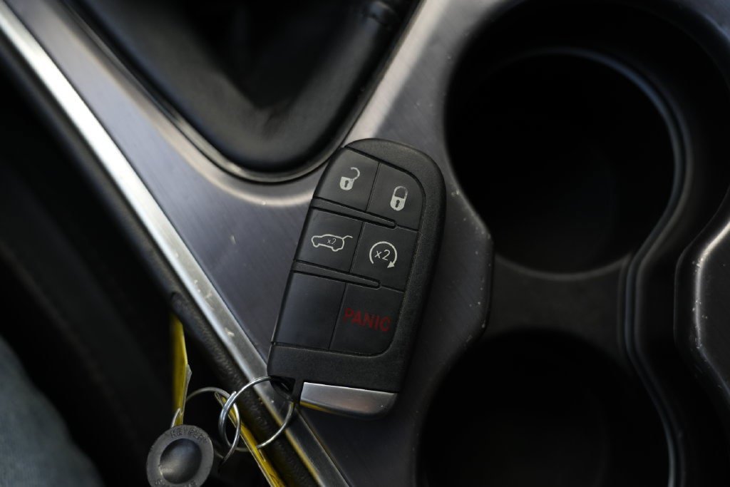 Used 2016 Dodge Challenger R/T Plus RWD image 43