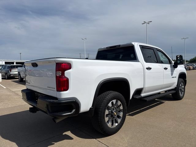 Used 2024 Chevrolet Silverado 2500 Custom w/ Custom Value Package AWD/4WD image 3