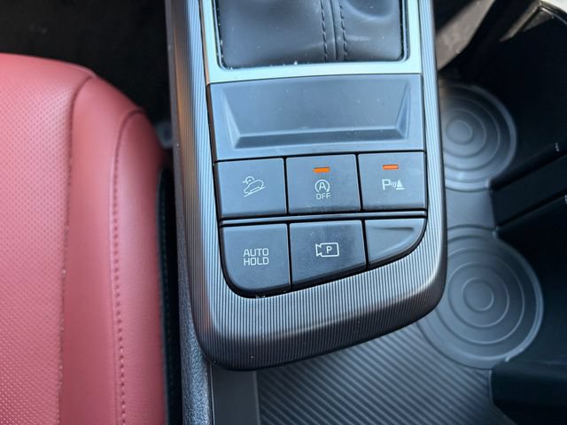 Certified 2026 Kia Sportage SX AWD/4WD image 30