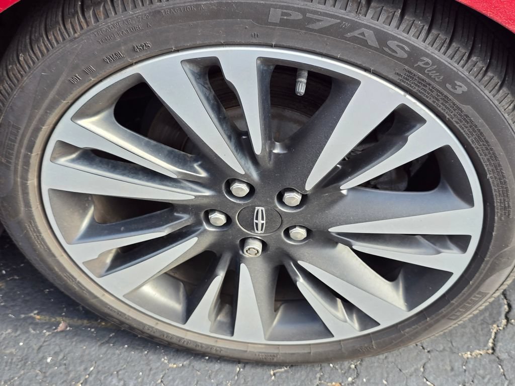 Used 2020 Lincoln MKZ Reserve w/ Elements Package AWD/4WD image 23