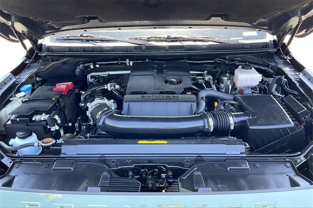Certified 2024 Nissan Frontier SV w/ Technology Package image 9