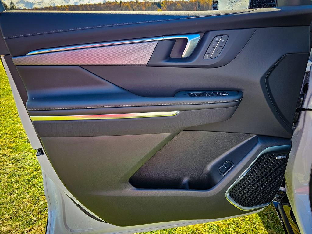 New 2026 Buick Enclave Sport Touring w/ Power Package image 10