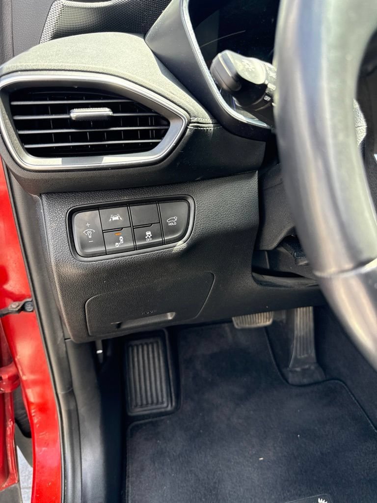 Used 2019 Hyundai Santa Fe Limited FWD image 5