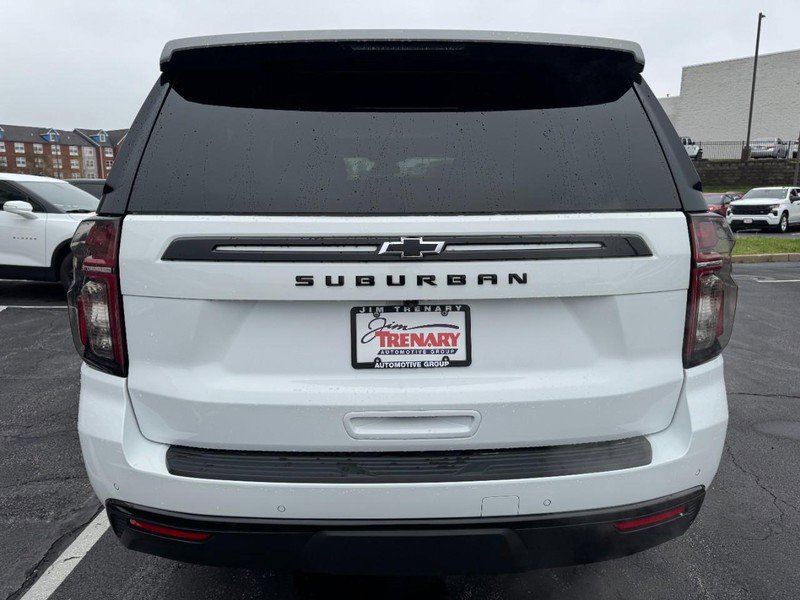 Used 2023 Chevrolet Suburban Z71 w/ Luxury Package image 4