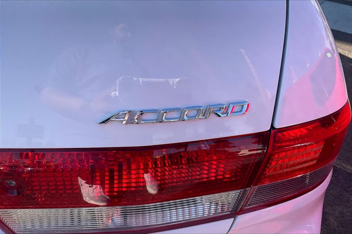 Used 2004 Honda Accord LX image 23