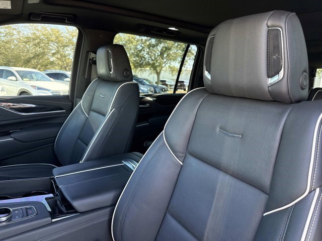 Certified 2023 Cadillac Escalade ESV Sport w/ LPO, ONYX Package image 8