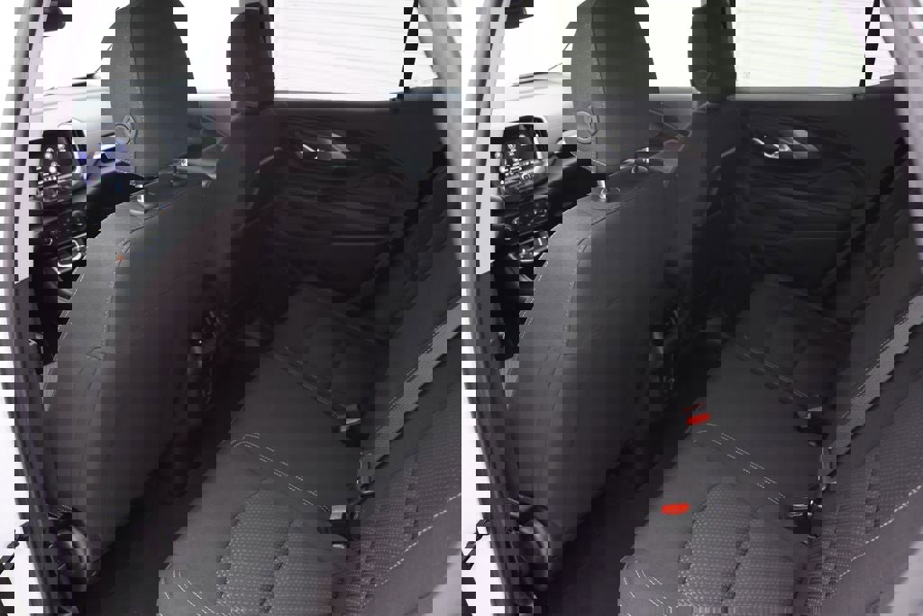 Used 2024 GMC Terrain SLE image 12