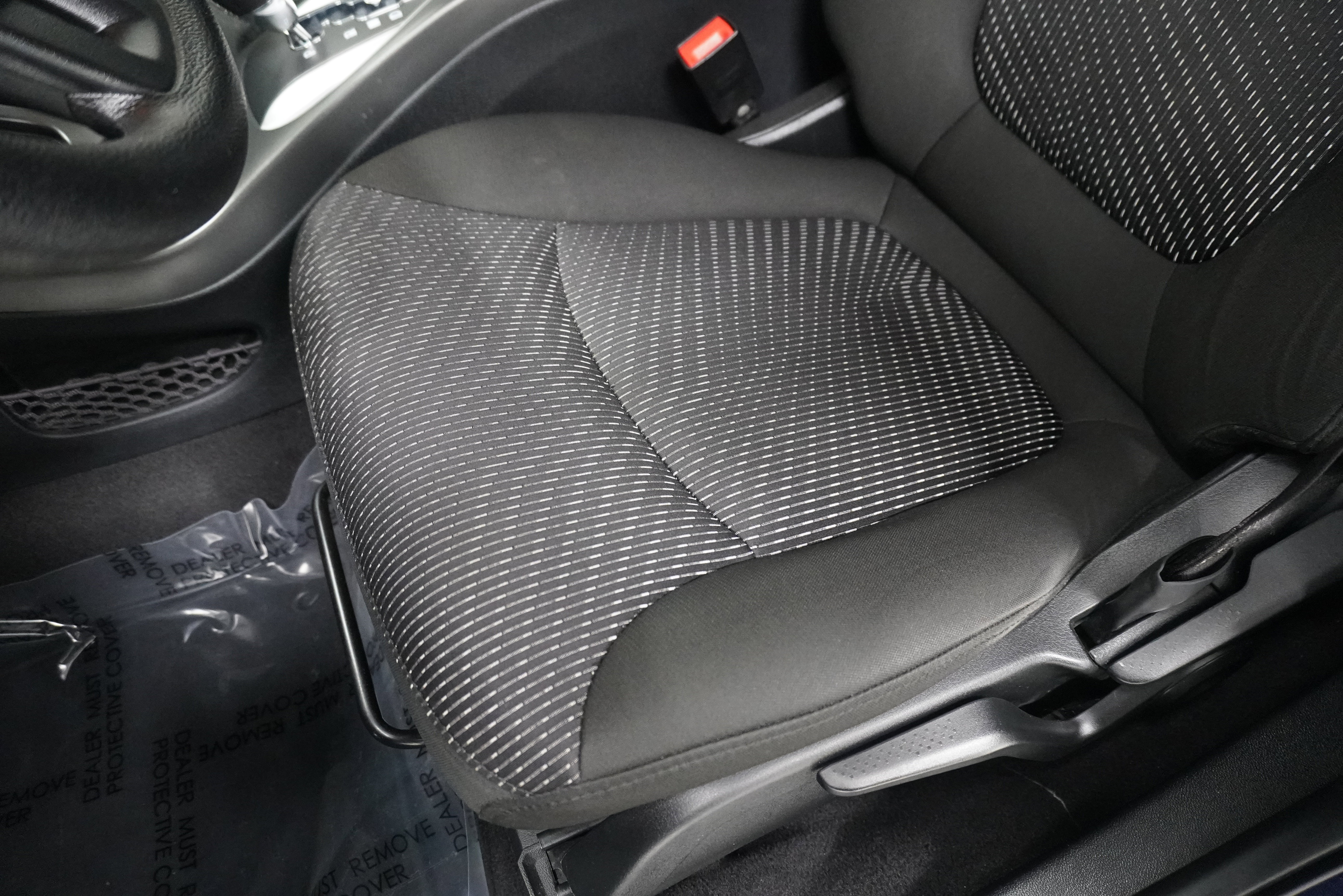 Used 2020 Dodge Journey SE FWD image 11