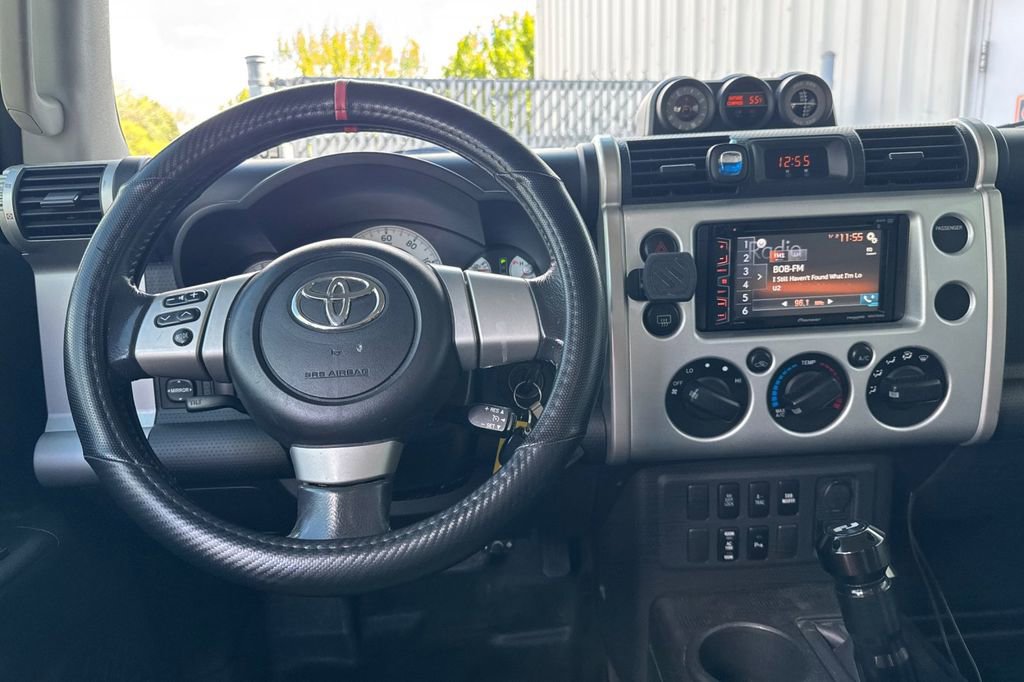 Used 2008 Toyota FJ Cruiser 4WD image 14
