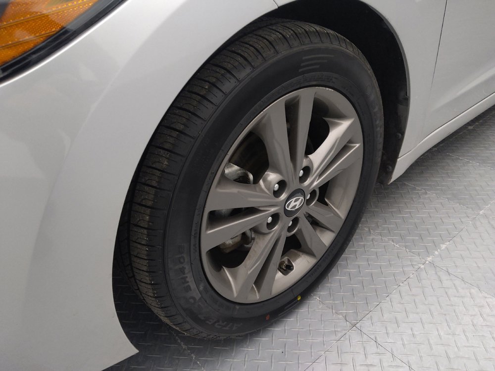 Used 2018 Hyundai Elantra SEL w/ Cargo Package image 31