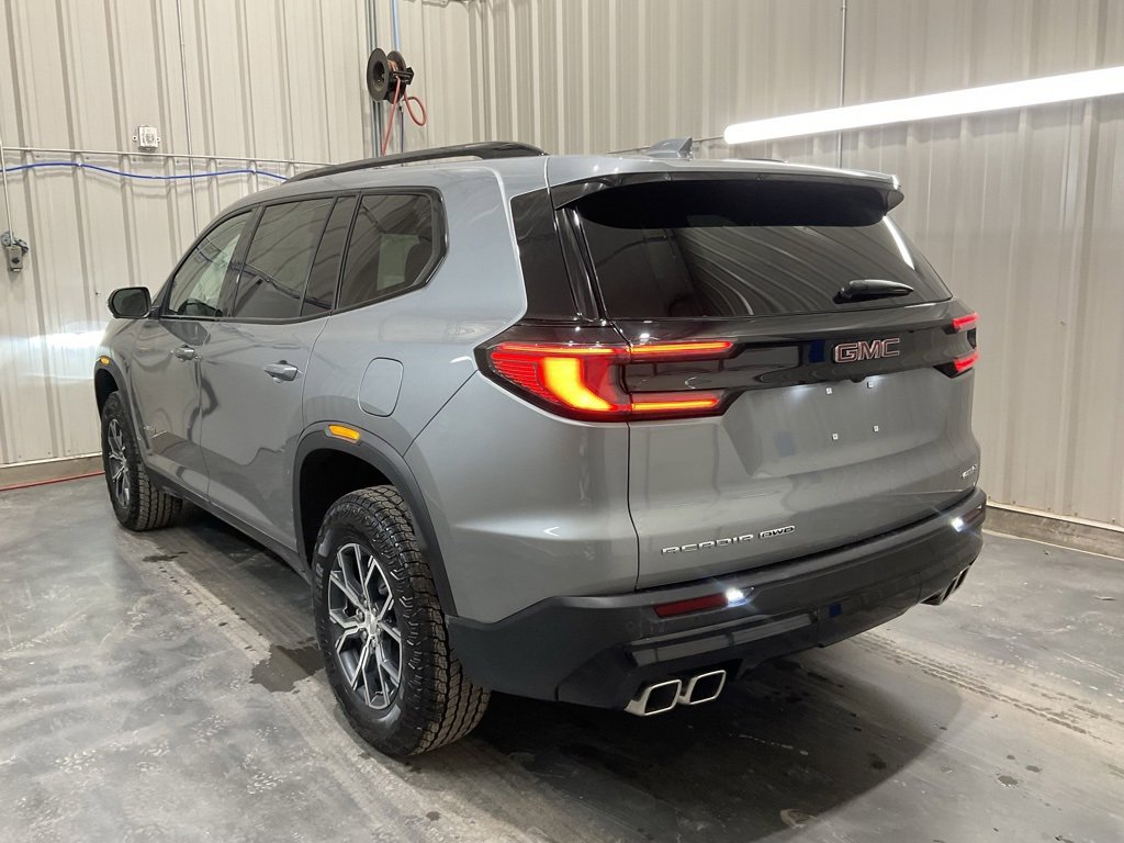 Used 2025 GMC Acadia AT4 w/ LPO, Floor Liner Package image 22
