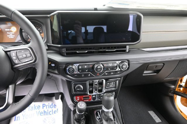 New 2026 Jeep Gladiator Mojave AWD/4WD image 21