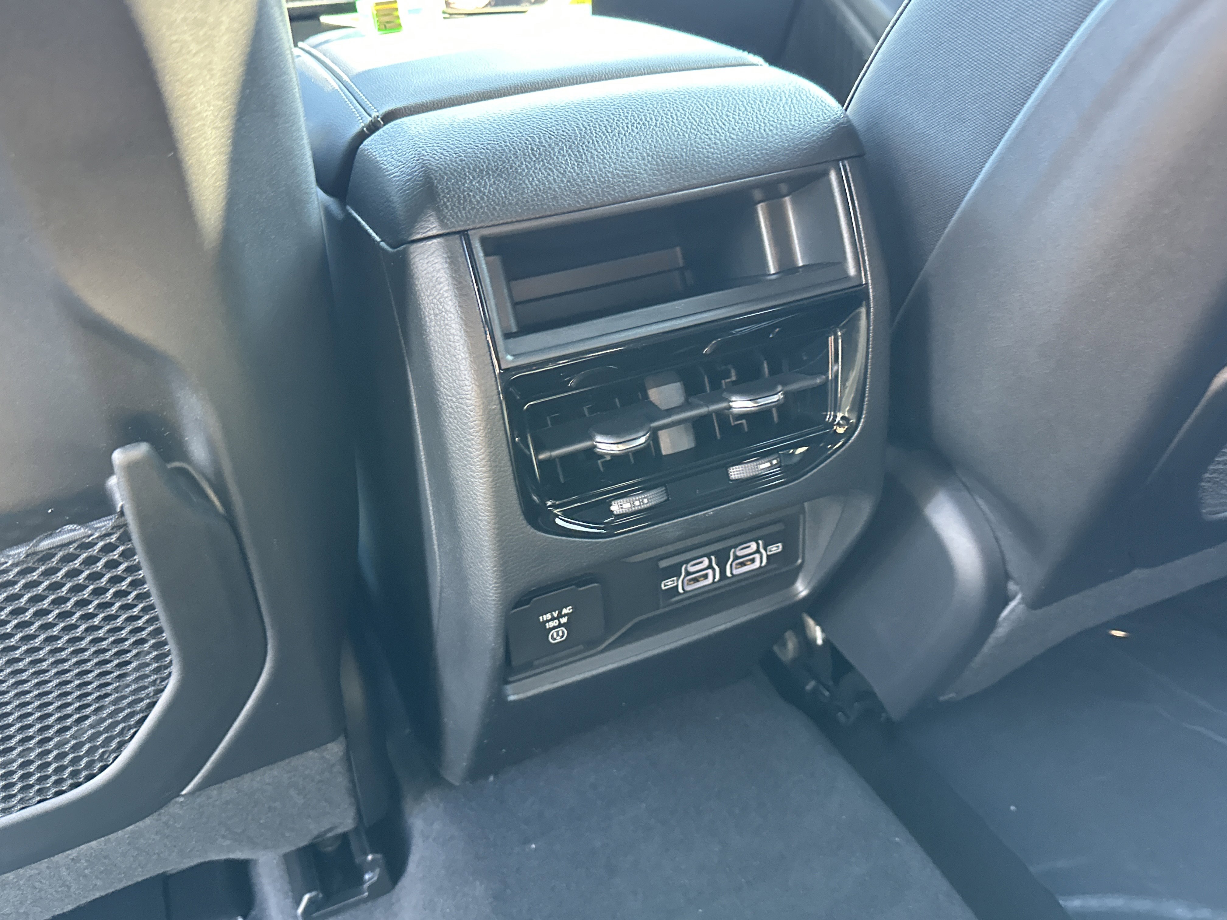 New 2025 Jeep Grand Cherokee Altitude image 32