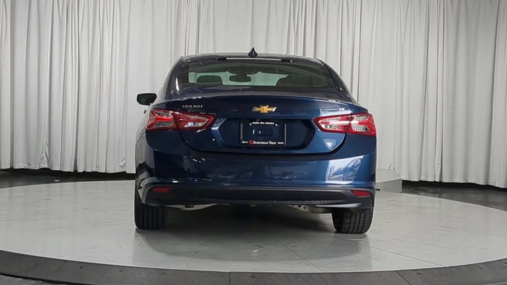 Used 2020 Chevrolet Malibu LT FWD image 9