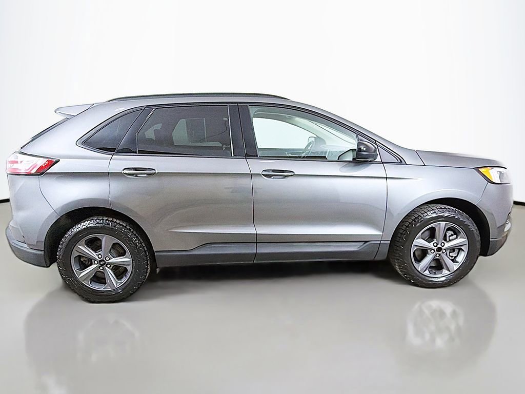 Used 2024 Ford Edge SEL w/ Sport Appearance Package AWD/4WD image 13