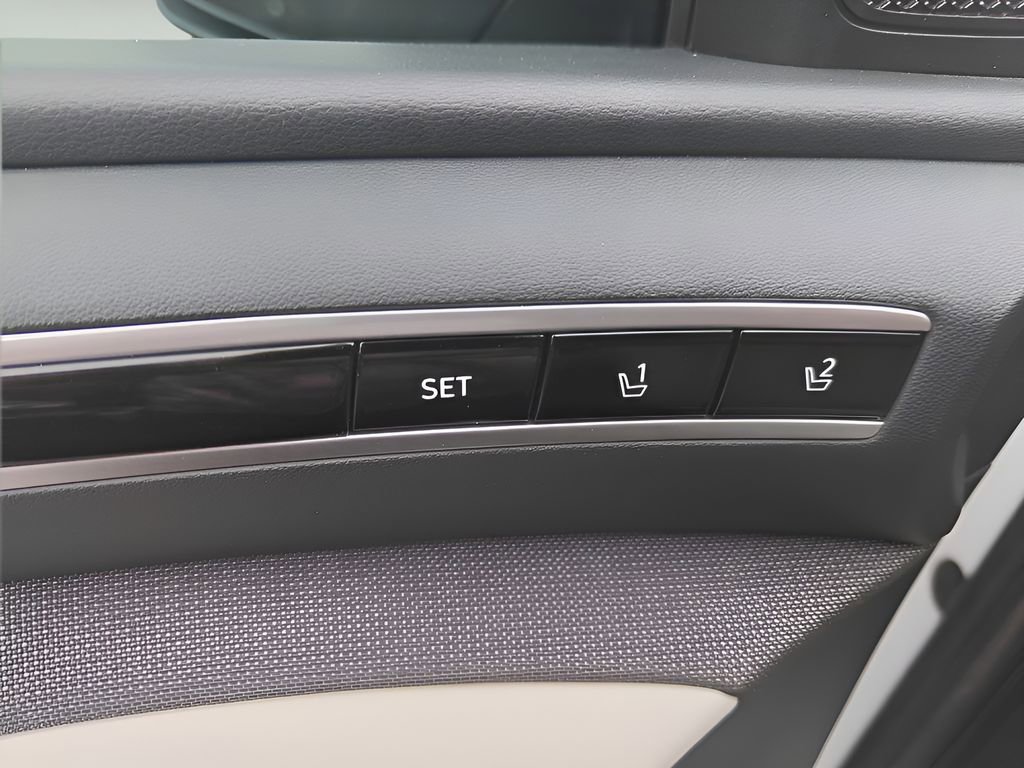 Used 2024 Hyundai Tucson Limited image 12