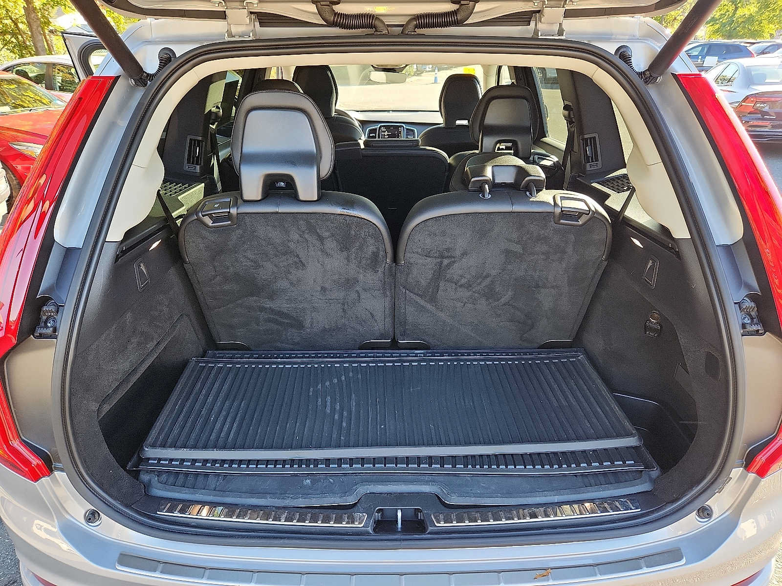 Certified 2023 Volvo XC90 B5 Core w/ Protection Package Premier AWD/4WD image 26