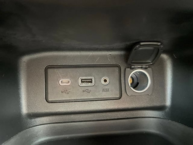 Used 2019 Chevrolet Equinox LT FWD image 25