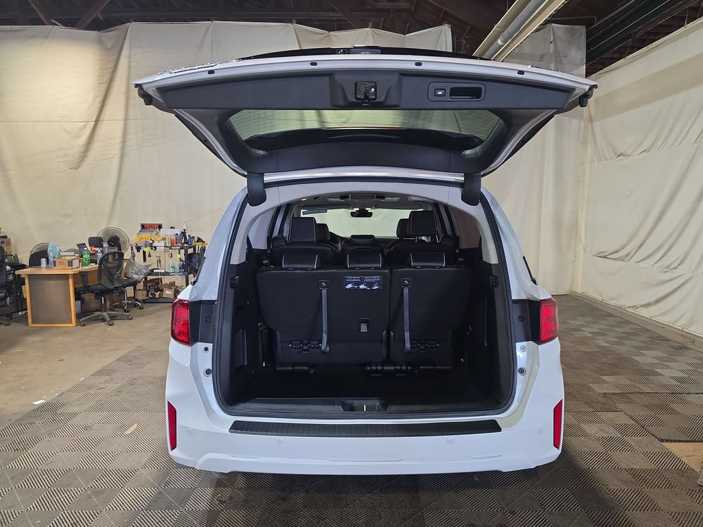 Certified 2025 Honda Odyssey Touring image 21