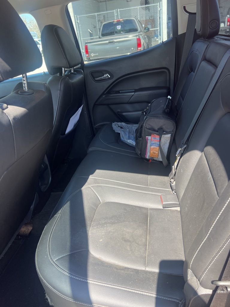 Used 2016 GMC Canyon SLT w/ Driver Alert Package image 4