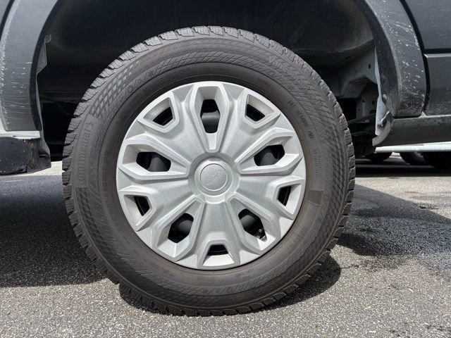 Used 2024 Ford Transit 250 Low Roof w/ Exterior Upgrade Package image 17