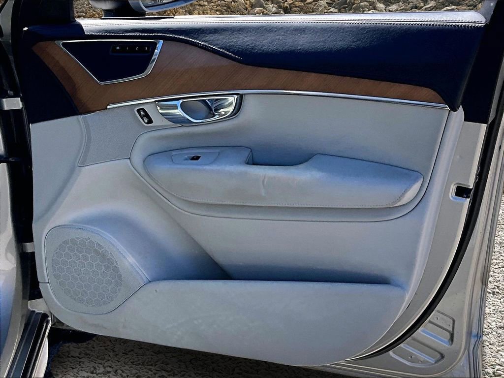 Used 2016 Volvo XC90 T6 Inscription image 15