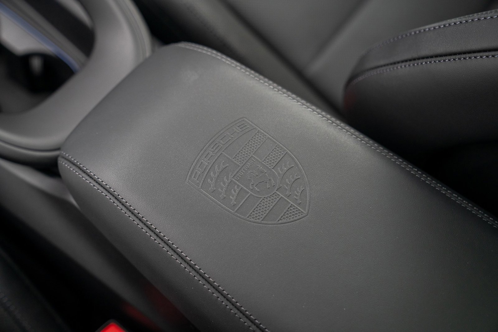 New 2025 Porsche Macan 4S Electric image 22