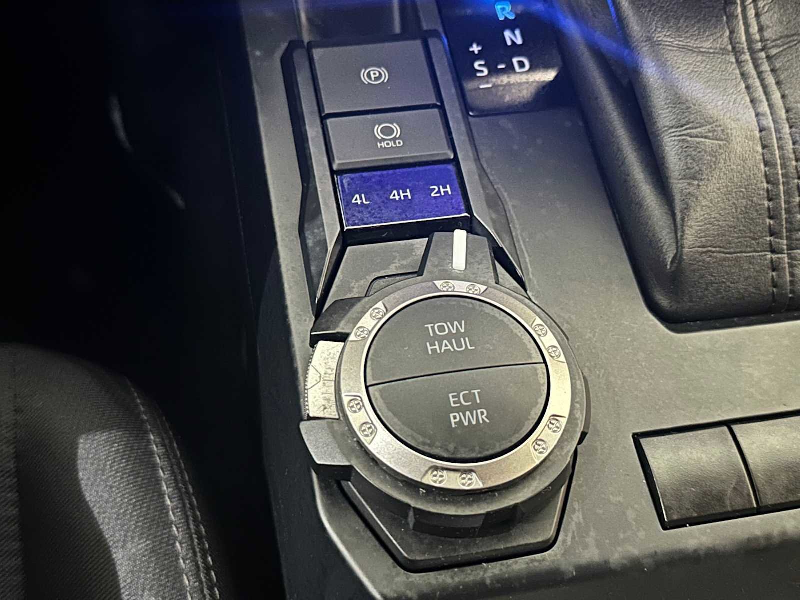 Used 2024 Toyota Tacoma SR5 image 16