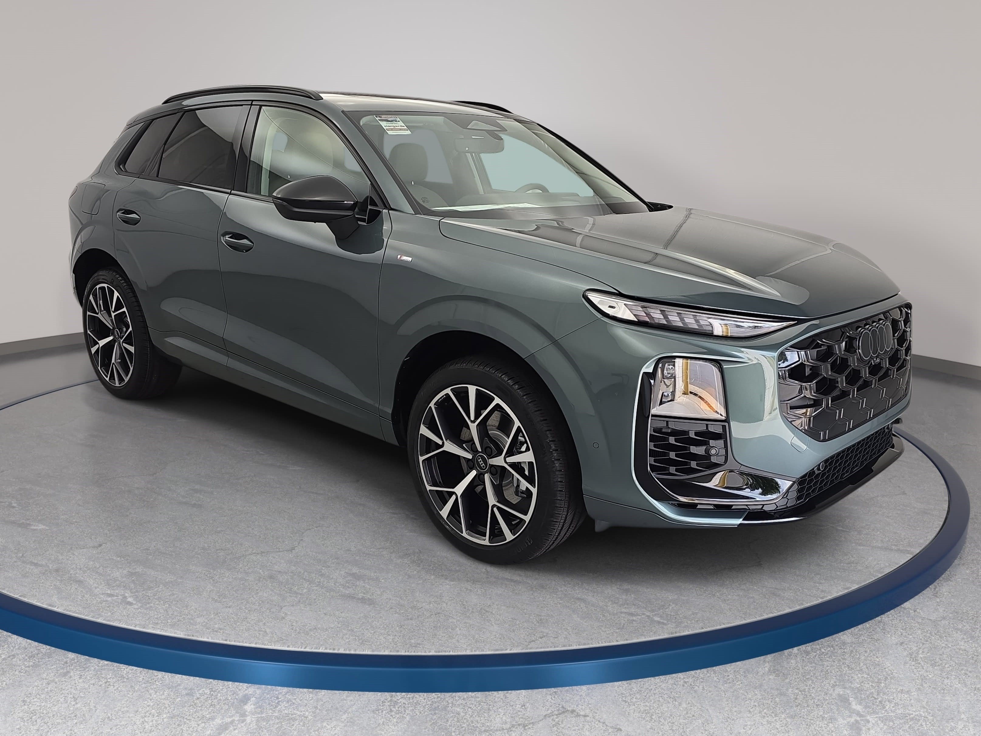 New 2026 Audi Q3 quattro 2.0T AWD/4WD image 3